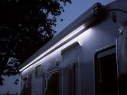 Fiamma LED Verlichting Cassette F45S 300 -Buitenkampeer Winkel fiamma led verlichting cassette f45s 3 ecommerce cf75