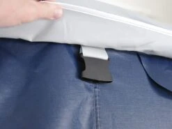 Hypercamp Las Palmas 240 Maat 15 (1006 - 1030 Cm) Caravanvoortent 12 Hypercamp Las Palmas 240 Maat 15 (1006 - 1030 Cm) Caravanvoortent -Buitenkampeer Winkel hypercamp las palmas stormbandclip ecommerce 2a20 21 3