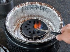 COBB 6 CobbleStones -Buitenkampeer Winkel sfeerfoto cobb pro zwart aansteken cobble stone ecommerce 3a32